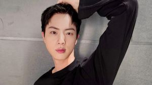 Jin BTS Jadi Pembawa Obor Olimpiade Paris 2024