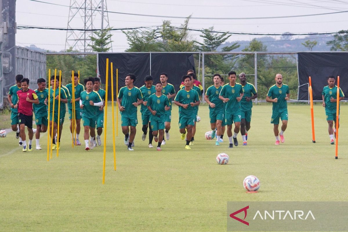 Munster: Pemain trial Persebaya tunjukkanprogres baik